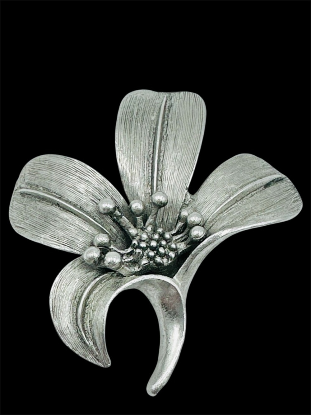 Emmons Signed Vintage Silver Tone Flower Brooch